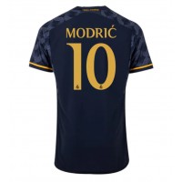 Real Madrid Luka Modric #10 Fotballklær Bortedrakt 2023-24 Kortermet